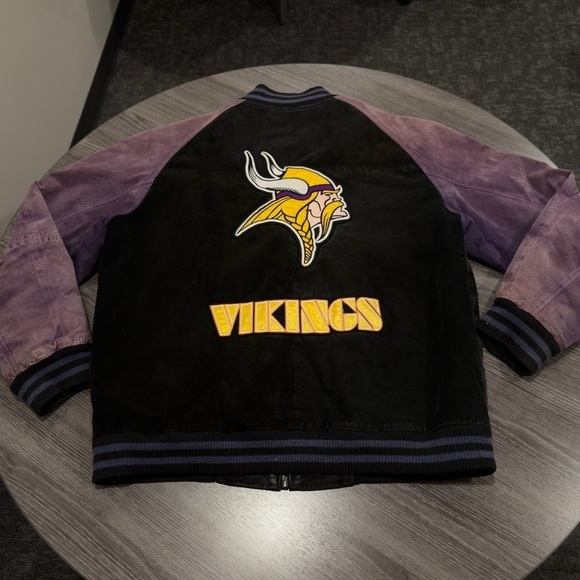 NFL Minnesota Vikings Suede Leather Bomber Jacket - Picture 1 of 6